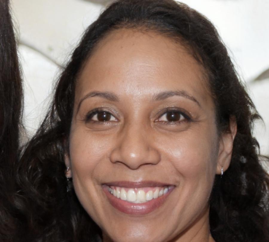 Estrella Vázquez, Directora de Análisis Financiero